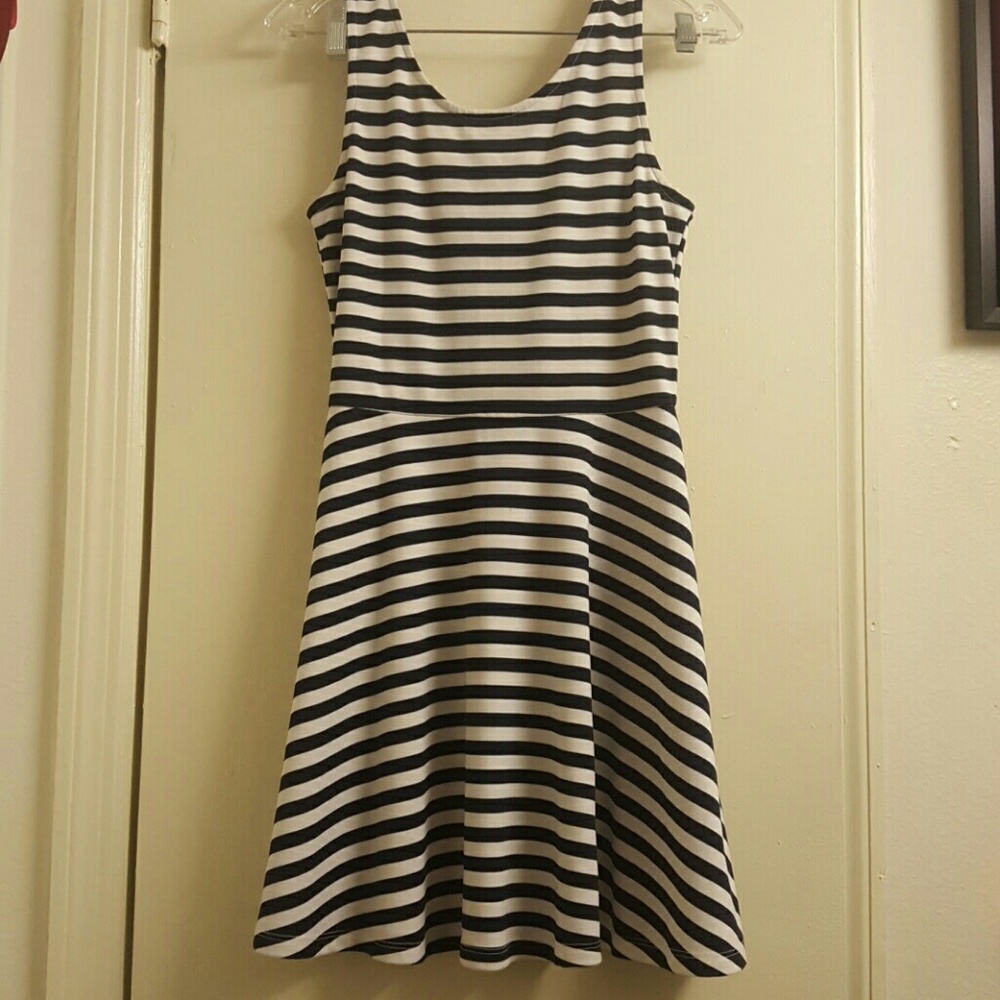 H&M navy blue striped dress